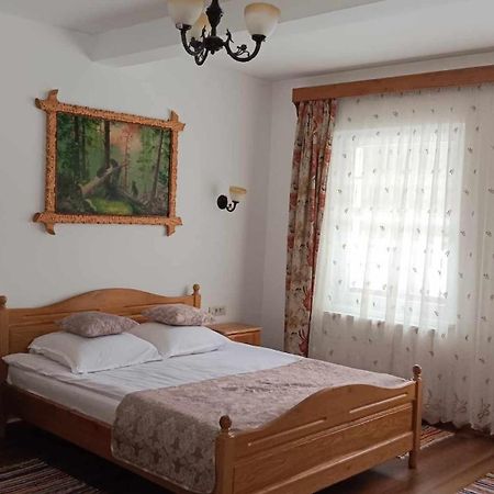 Pensiunea Agroturistica Cristal Сучевица Экстерьер фото