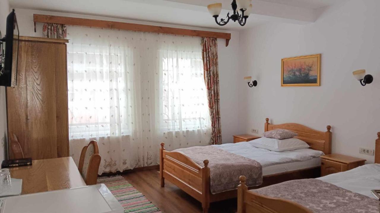 Pensiunea Agroturistica Cristal Сучевица Экстерьер фото